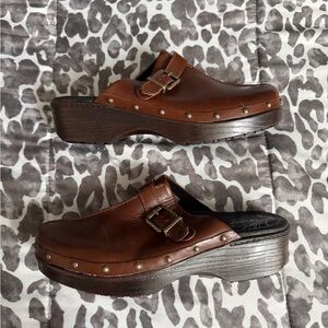 NWOB Abeo brown clog sz 9
